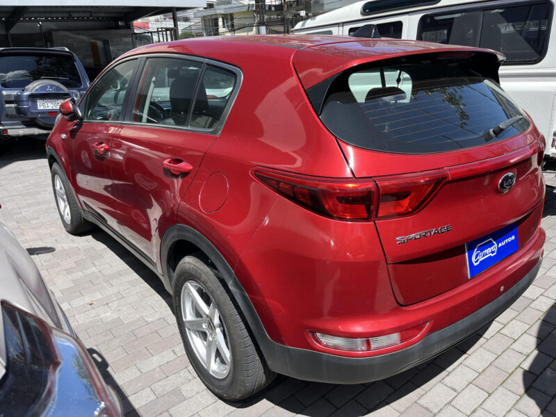 KIA SPORTAGE - Imagen 6