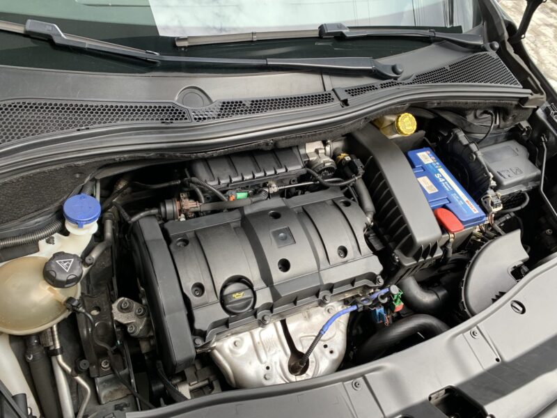 PEUGEOT 2008 - Imagen 5
