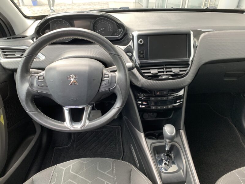 PEUGEOT 2008 - Imagen 4