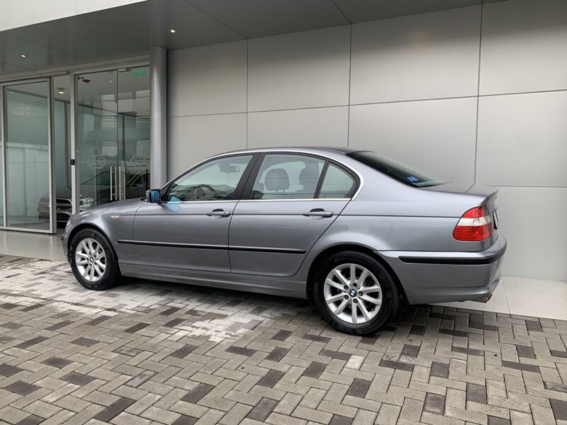BMW 325i - Imagen 2