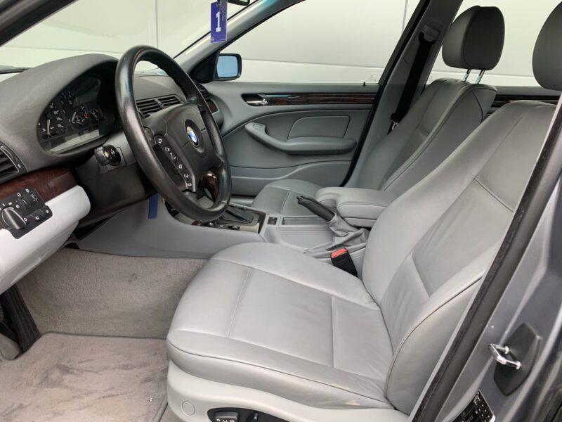 BMW 325i - Imagen 3