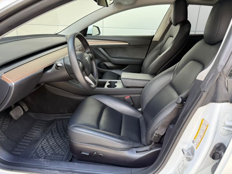 TESLA MODEL 3 - Imagen 3