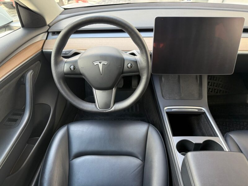 TESLA MODEL 3 - Imagen 5