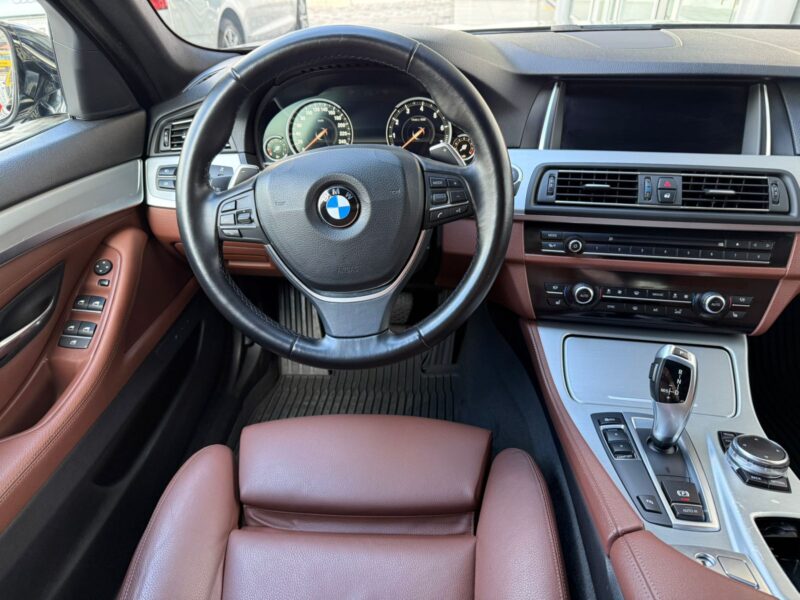 BMW 520i STATION - Imagen 4