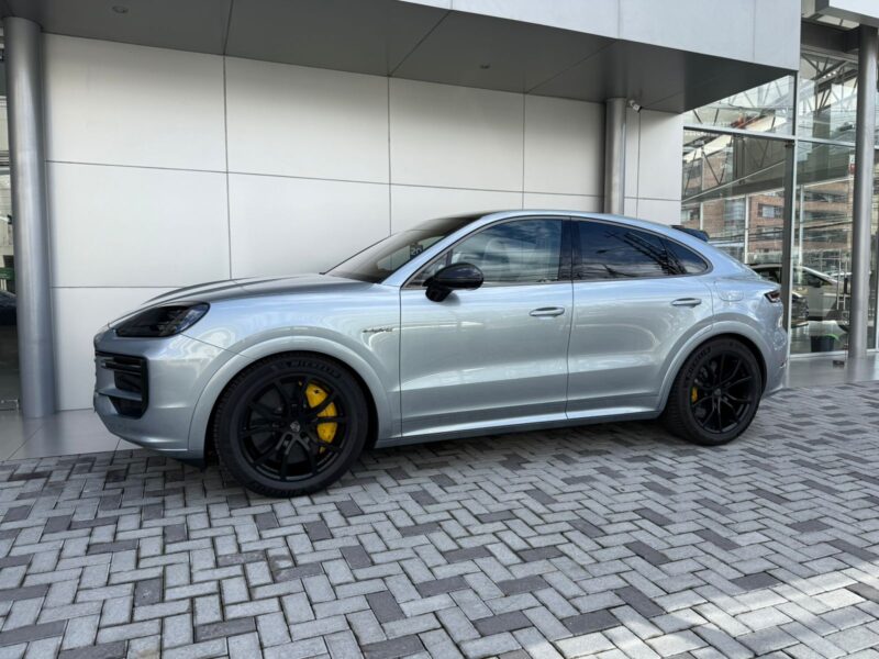 PORSCHE CAYENNE TURBO