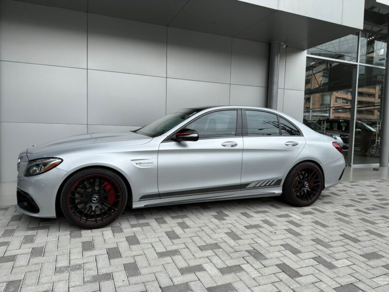 MERCEDES BENZ C63 S AMG
