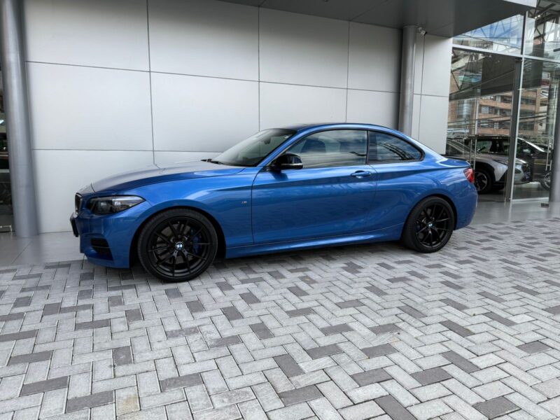 BMW M240i