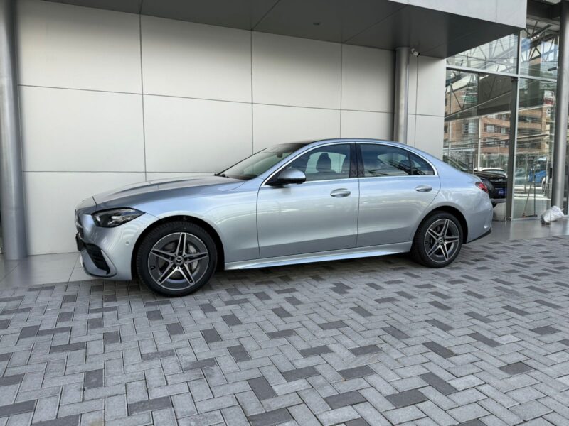 MERCEDES BENZ C300