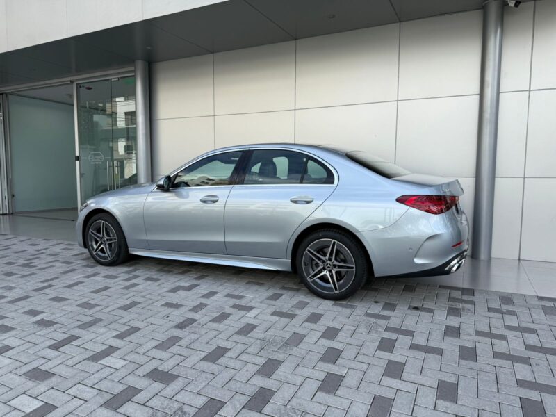 MERCEDES BENZ C300 - Imagen 2