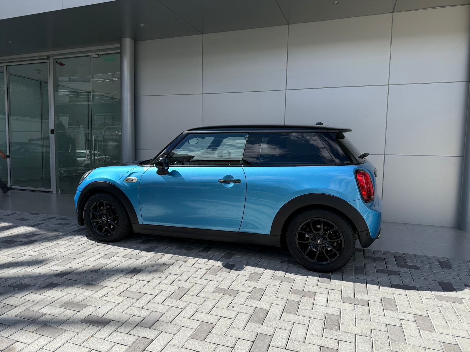 MINI COOPER SE HATCH - Imagen 2