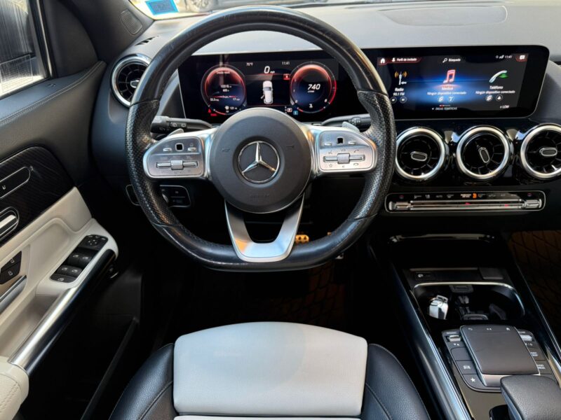 MERCEDES BENZ GLA250 - Imagen 4