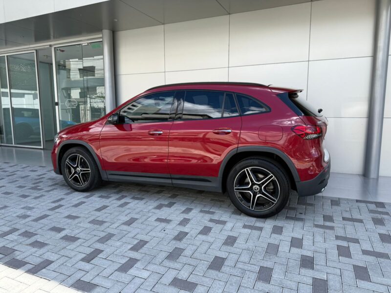 MERCEDES BENZ GLA250 - Imagen 2