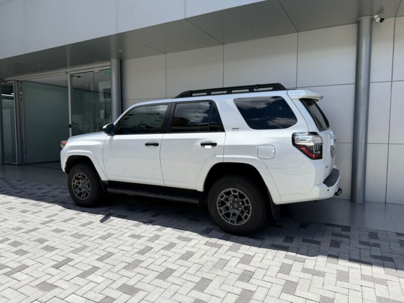 TOYOTA 4RUNNER SR5 - Imagen 2
