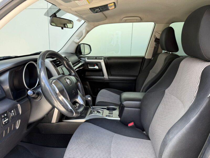 TOYOTA 4RUNNER SR5 - Imagen 3