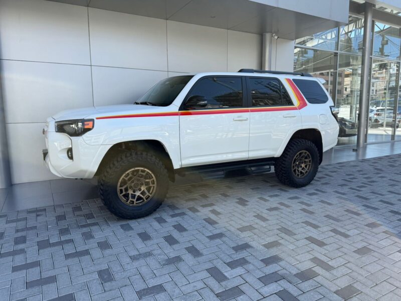 TOYOTA 4RUNNER