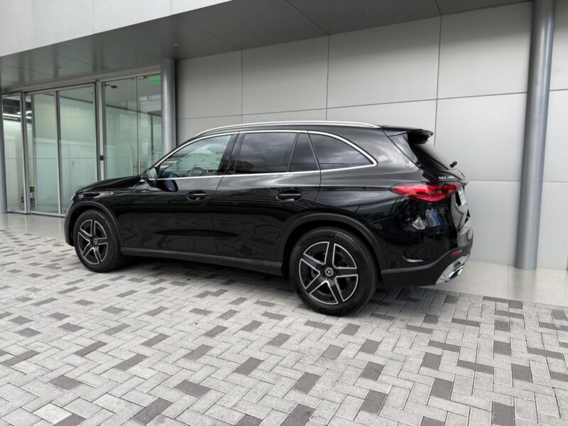 MERCEDES BENZ GLC300 - Imagen 2