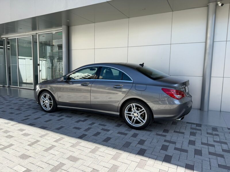 MERCEDES BENZ CLA180 - Imagen 2