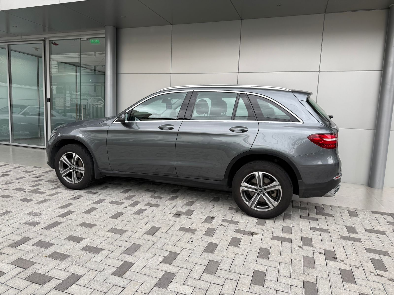 MERCEDES BENZ GLC250 - Imagen 2