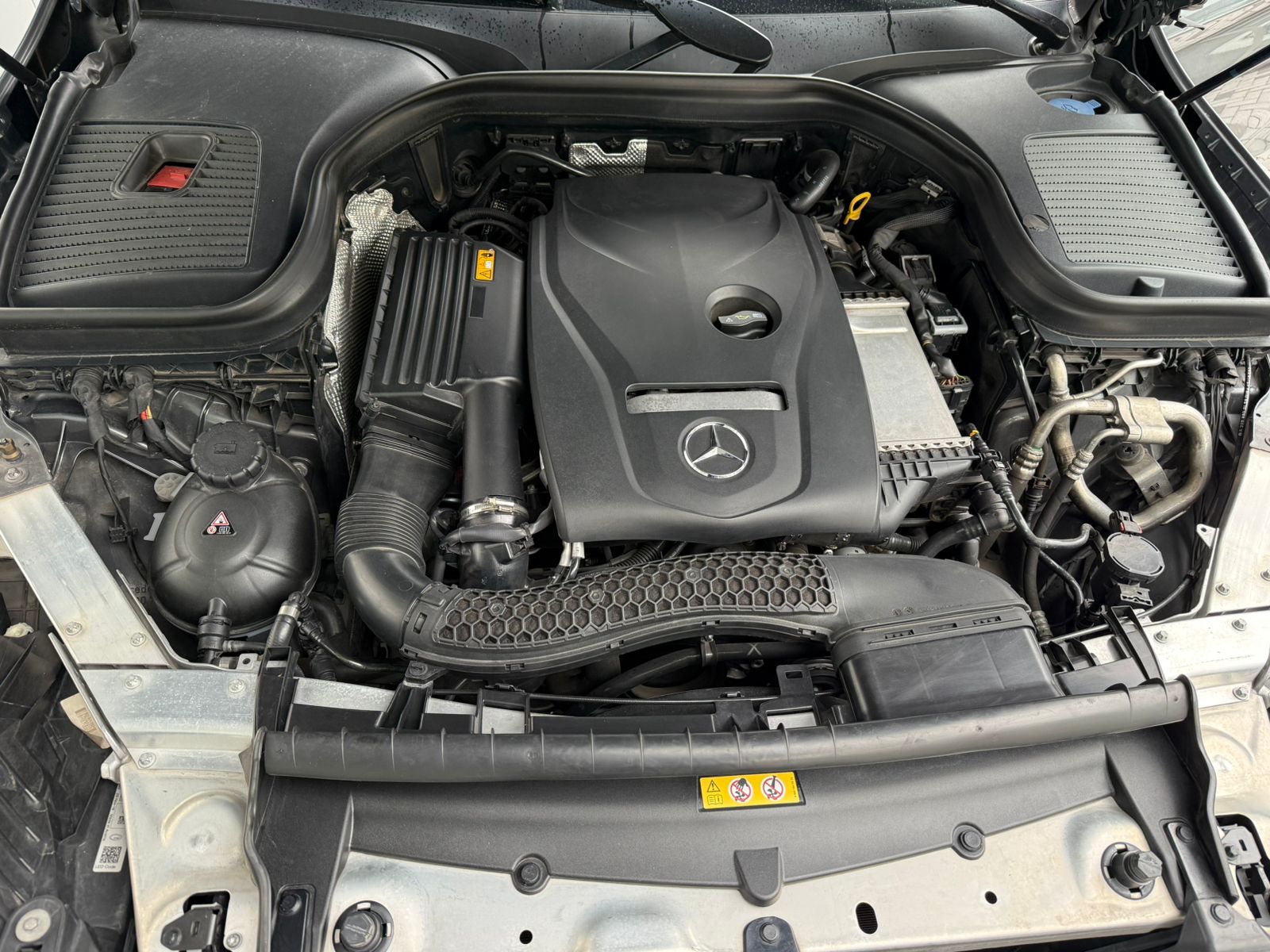 MERCEDES BENZ GLC250 - Imagen 5