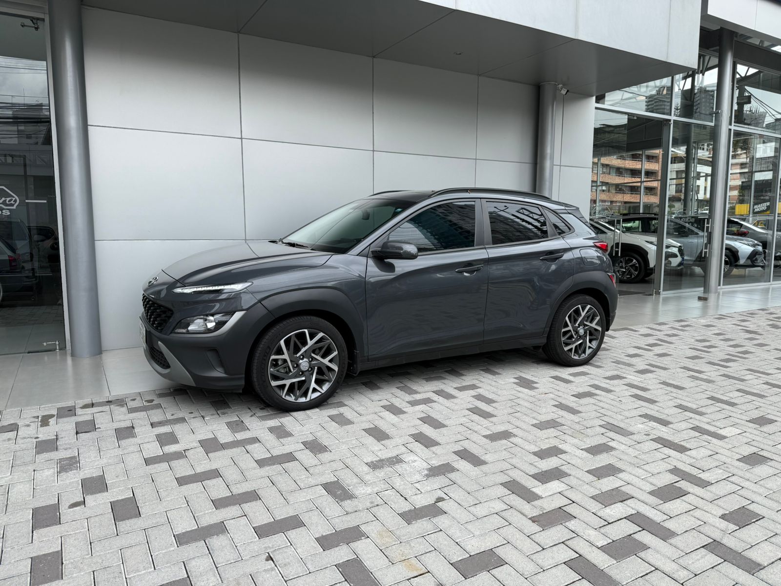 HYUNDAI KONA GLS