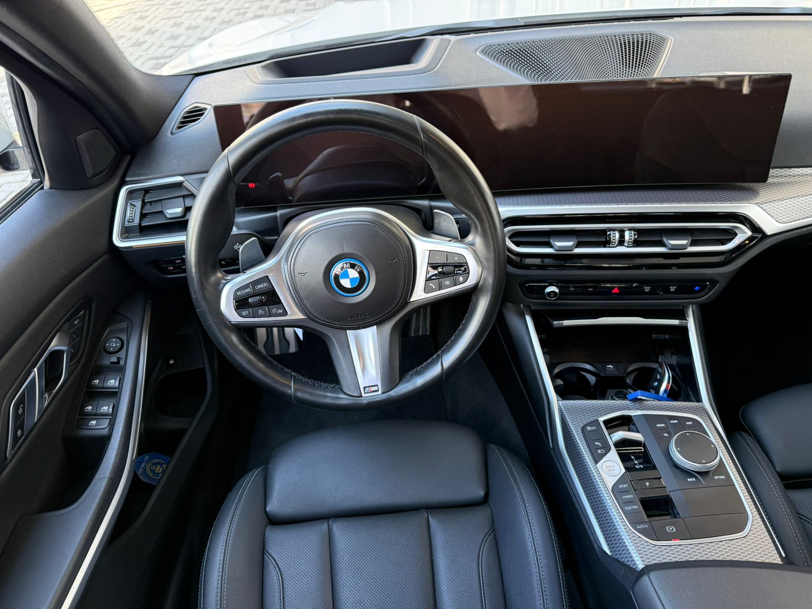 BMW 330e - Imagen 3