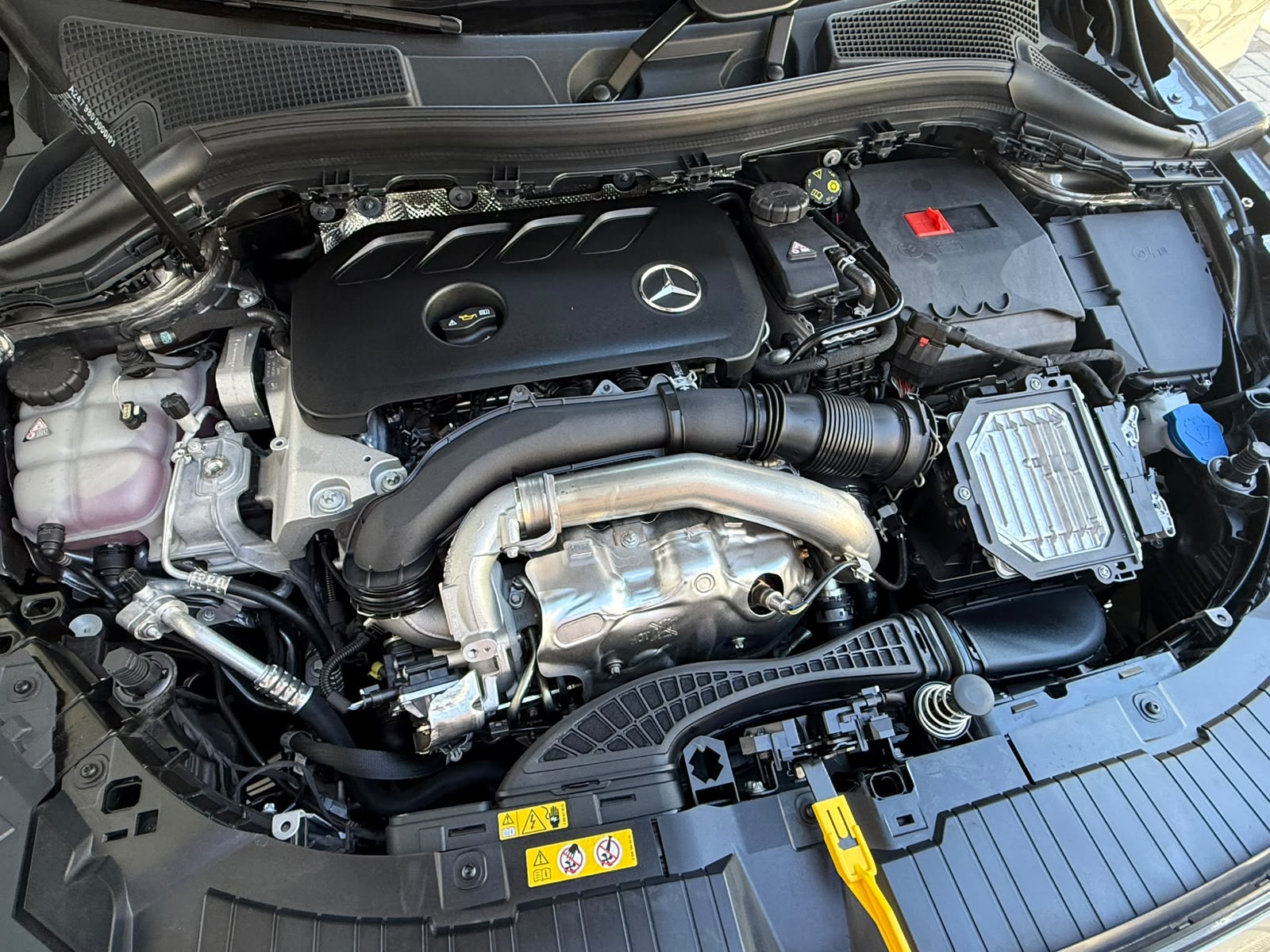 MERCEDES BENZ GLA220 - Imagen 8