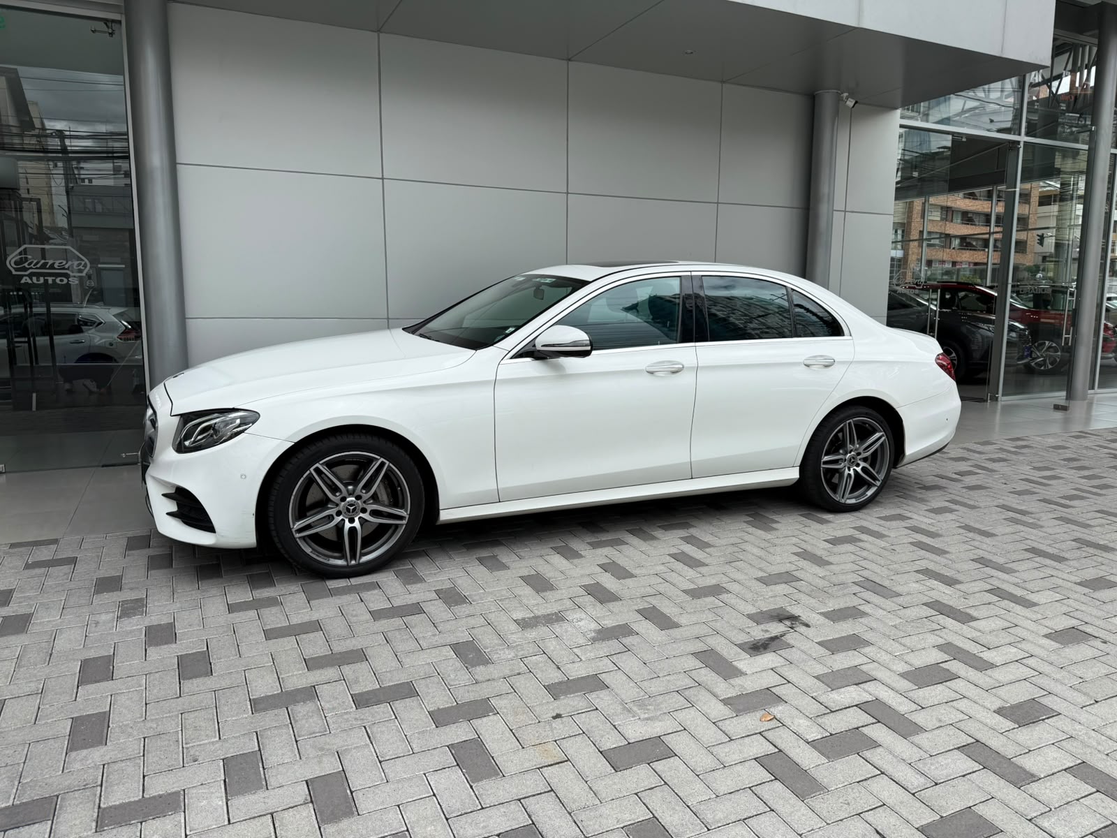 MERCEDES BENZ E350