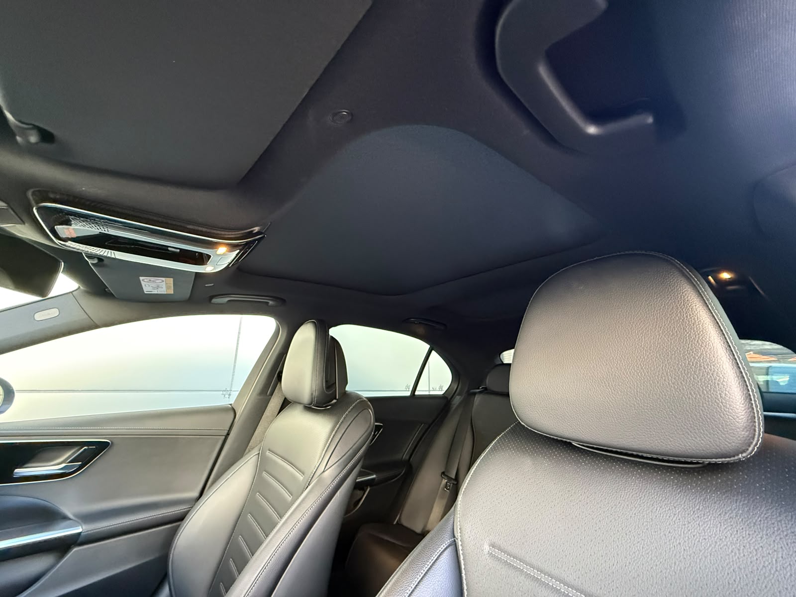 MERCEDES BENZ C300 - Imagen 6