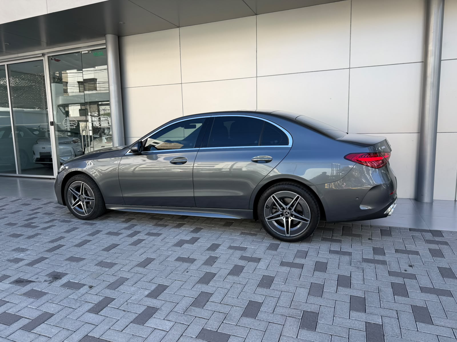 MERCEDES BENZ C300 - Imagen 2