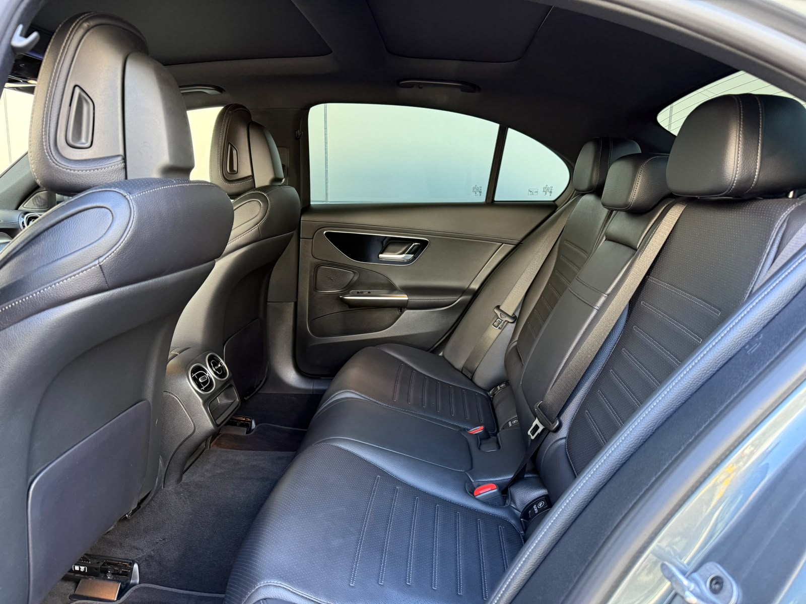 MERCEDES BENZ C300 - Imagen 7