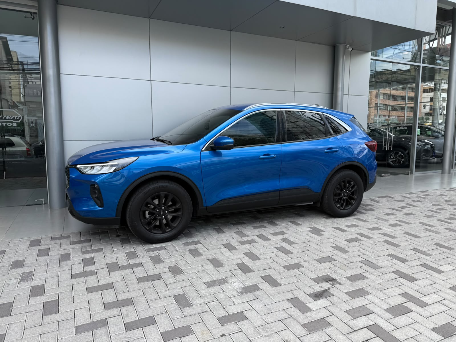 FORD ESCAPE