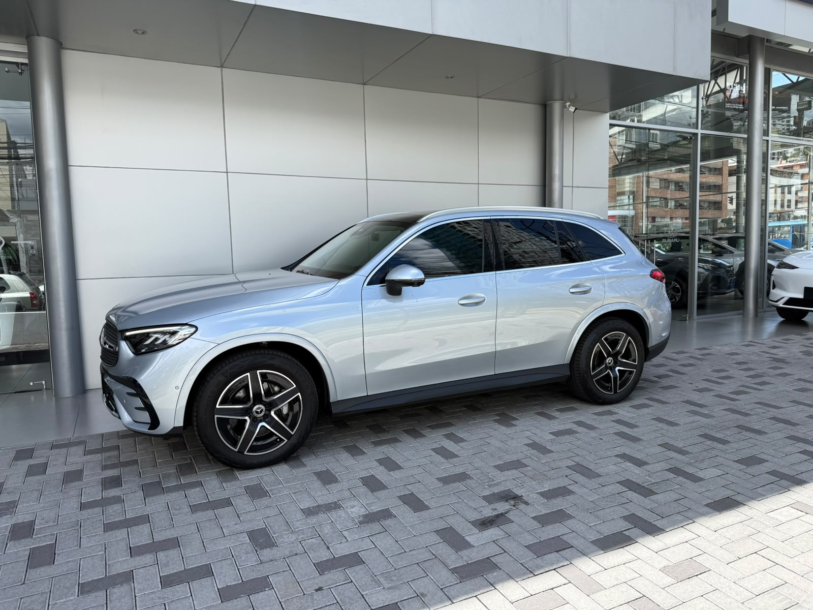 MERCEDES BENZ GLC300