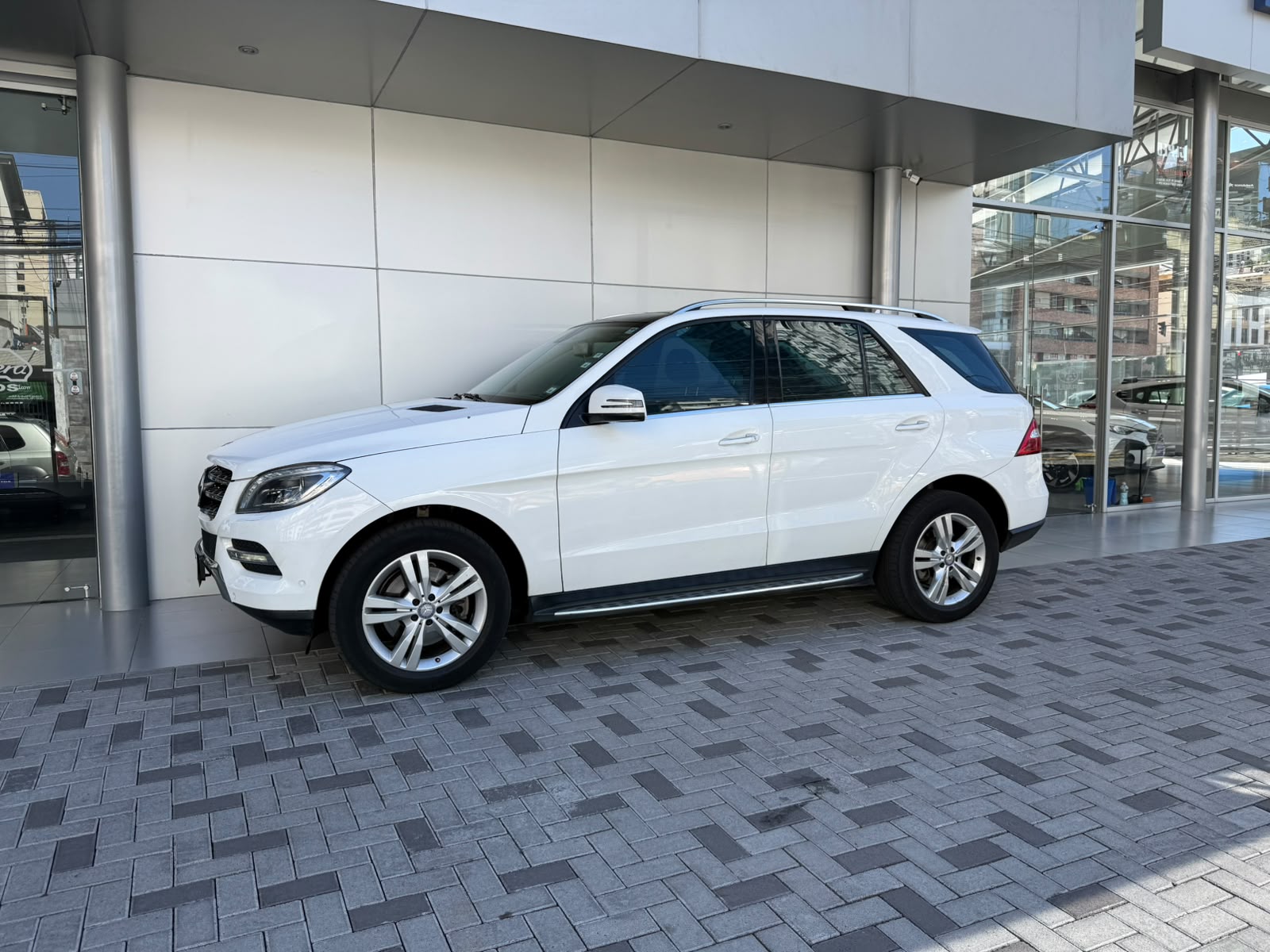 MERCEDES BENZ ML400