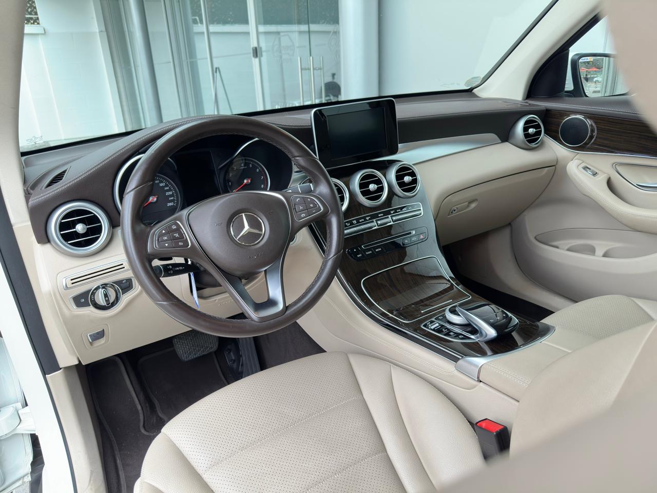 MERCEDES BENZ GLC250 - Imagen 3