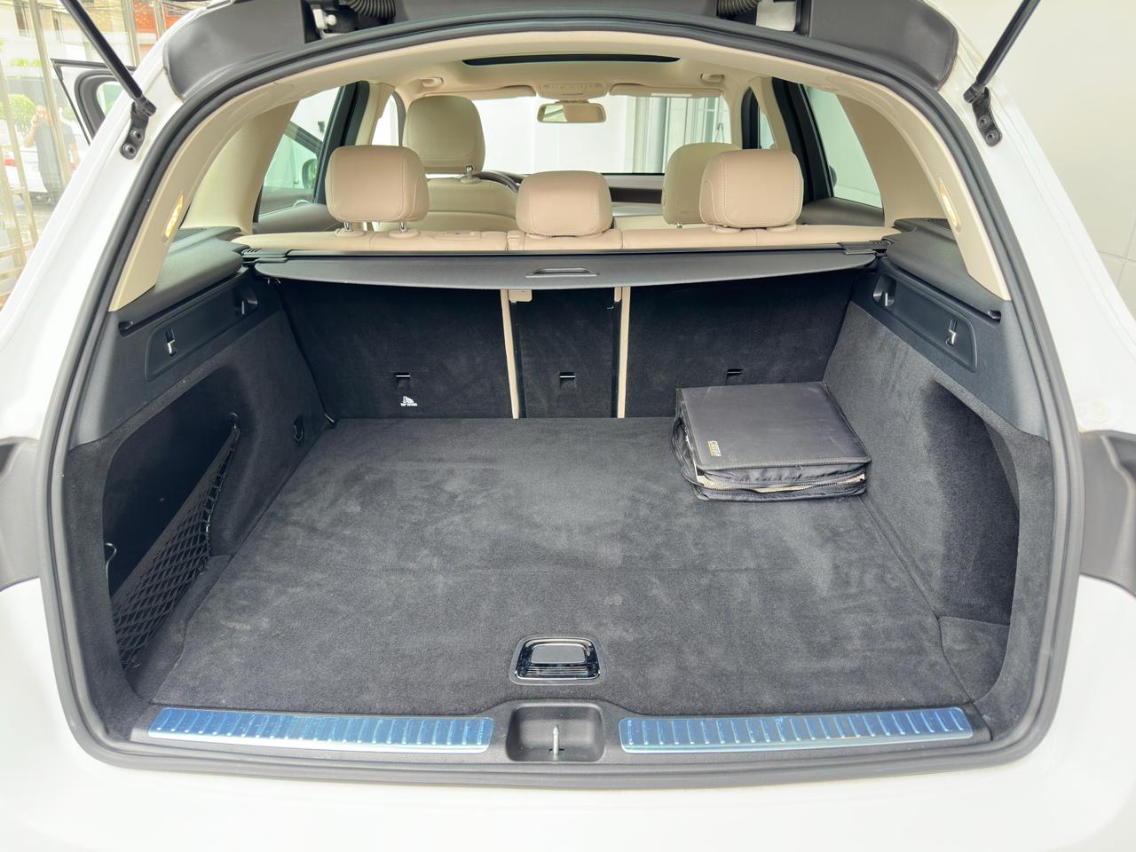 MERCEDES BENZ GLC250 - Imagen 7