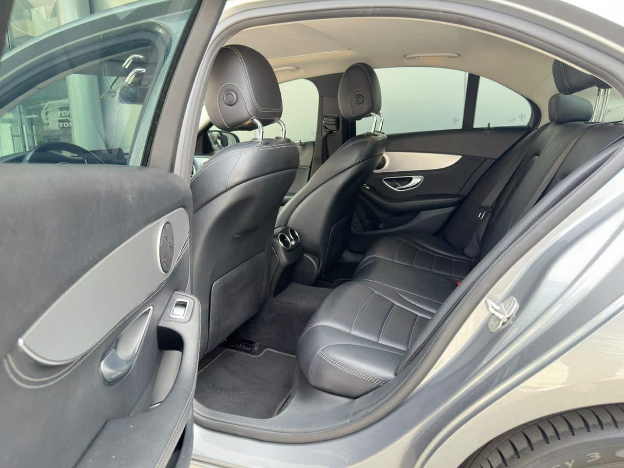 MERCEDES BENZ C200 - Imagen 6